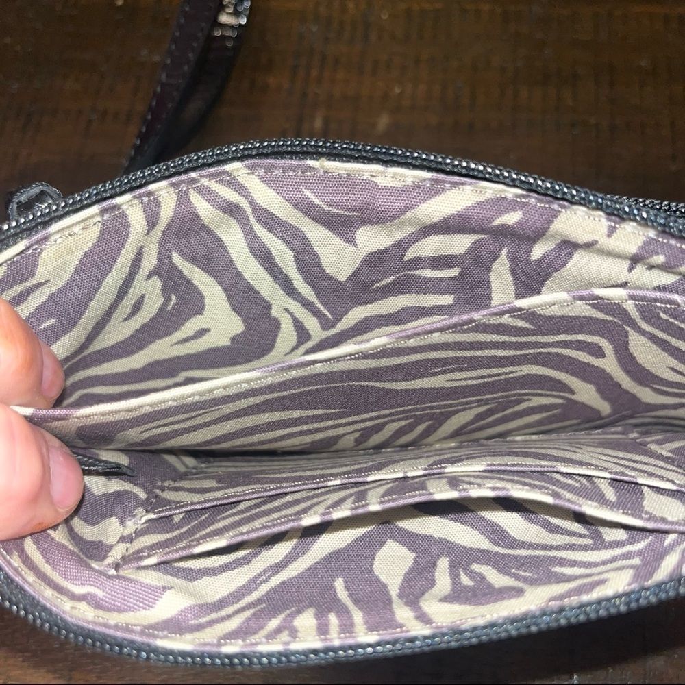 COPY - Brighton wristlet black - Picture 3 of 3